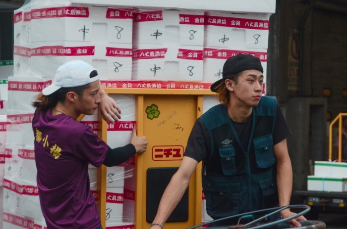 Tsukiji market worker